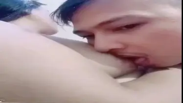 Pasangan Suami Istri Main Lembut Di Ranjang